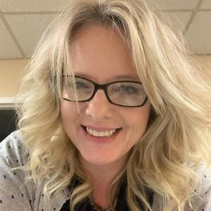 Meet your Posher, Annette